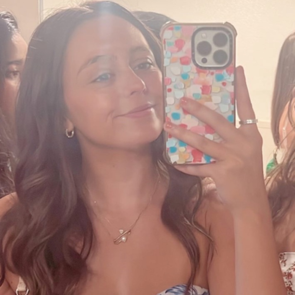 Meet your Posher, Casey